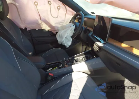 2025 Volkswagen Tiguan 2.0T Sel R-Line from USA, damaged, VIN 3VVLR7RM0SM033339